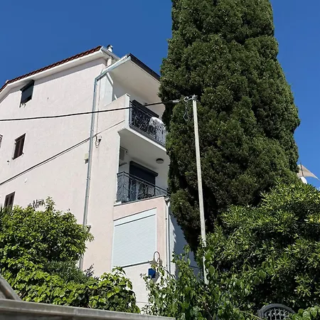 Milton Luxe Hvar