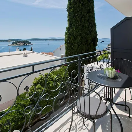 Milton Luxe Hvar Lägenhet Hvar Town
