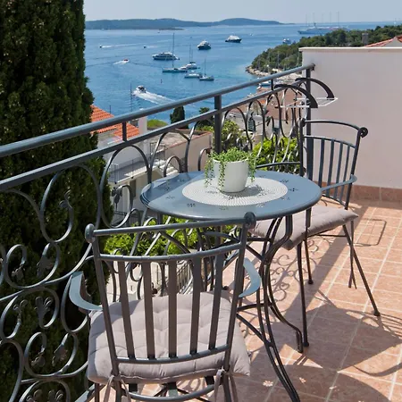 Milton Luxe Hvar * Hvar Town