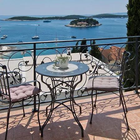 Milton Luxe Hvar Lägenhet *