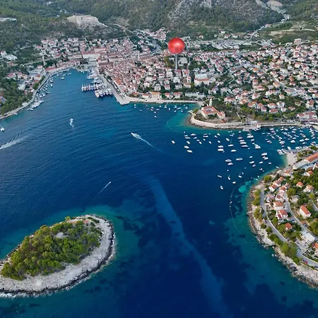 Milton Luxe Hvar *